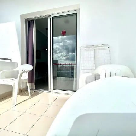 Estudio En Los Cristianos A Pocos Minutos De Playa, Wifi Y Piscina En Tenerife Sur شقة