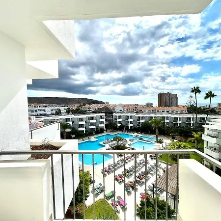 Estudio En Los Cristianos A Pocos Minutos De Playa, Wifi Y Piscina En Tenerife Sur شقة