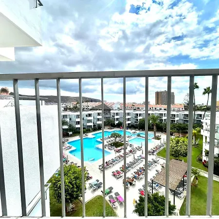 Estudio En Los Cristianos A Pocos Minutos De Playa, Wifi Y Piscina En Tenerife Sur شقة *