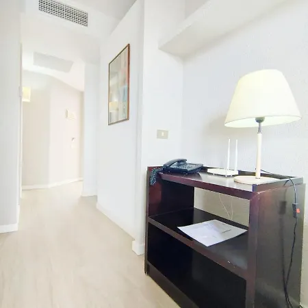 Estudio En Los Cristianos A Pocos Minutos De Playa, Wifi Y Piscina En Tenerife Sur *